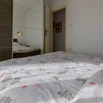 Faszinierendes Nur 100 Meter Zum Mit Sauna Und Whirlpool Auf Dachterrasse شقة دْغاماي