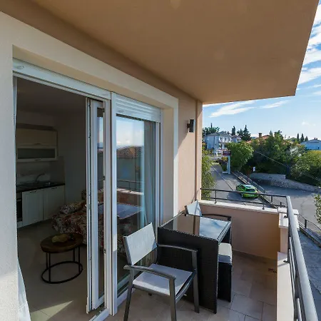 Faszinierendes Nur 100 Meter Zum Mit Sauna Und Whirlpool Auf Dachterrasse *
