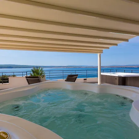 Apartment Faszinierendes Nur 100 Meter Zum Mit Sauna Und Whirlpool Auf Dachterrasse