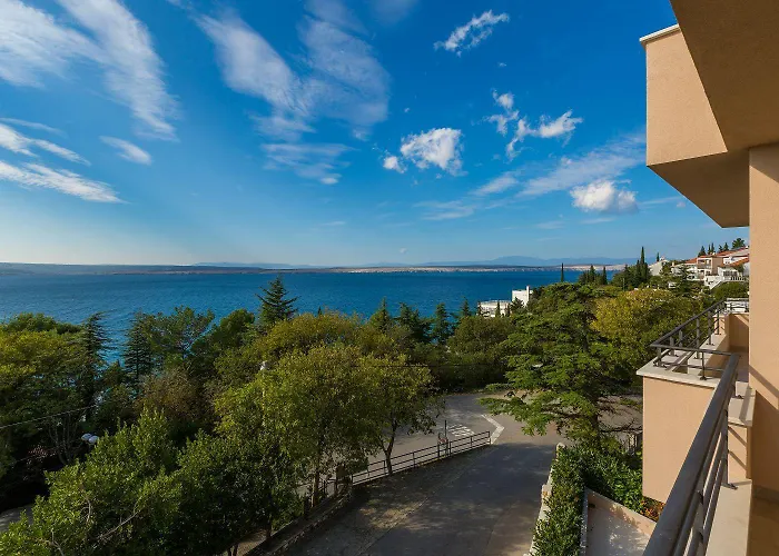 Faszinierendes Nur 100 Meter Zum Mit Sauna Und Whirlpool Auf Dachterrasse Apartment