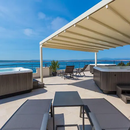 Apartamento Faszinierendes Nur 100 Meter Zum Mit Sauna Und Whirlpool Auf Dachterrasse