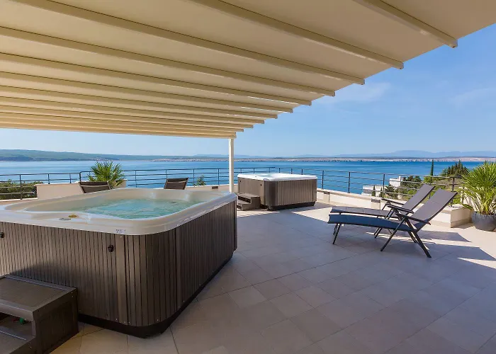 Faszinierendes Nur 100 Meter Zum Mit Sauna Und Whirlpool Auf Dachterrasse *