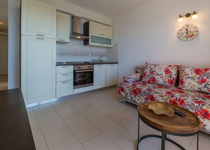 Apartment Faszinierendes Nur 100 Meter Zum Mit Sauna Und Whirlpool Auf Dachterrasse *