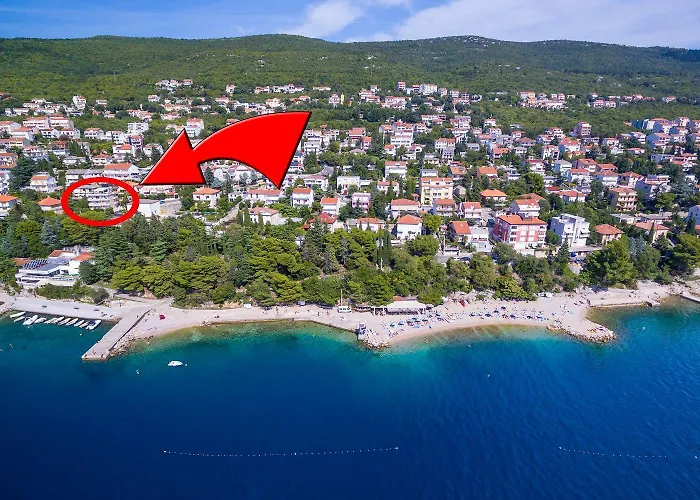 Faszinierendes Nur 100 Meter Zum Mit Sauna Und Whirlpool Auf Dachterrasse Dramalj
